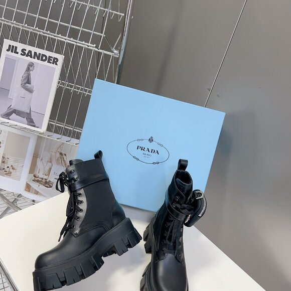 Prada women's boots - Picture 3 of 4